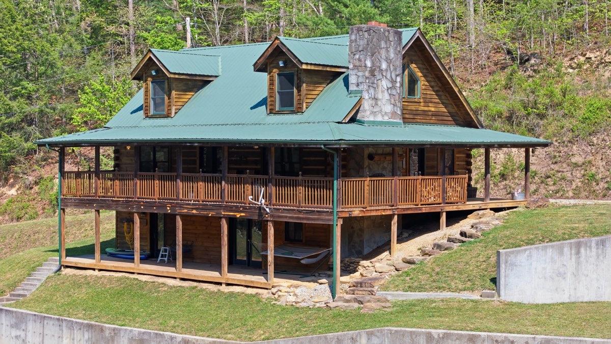 Legacy Mountain Retreat, Campton, Kentucky